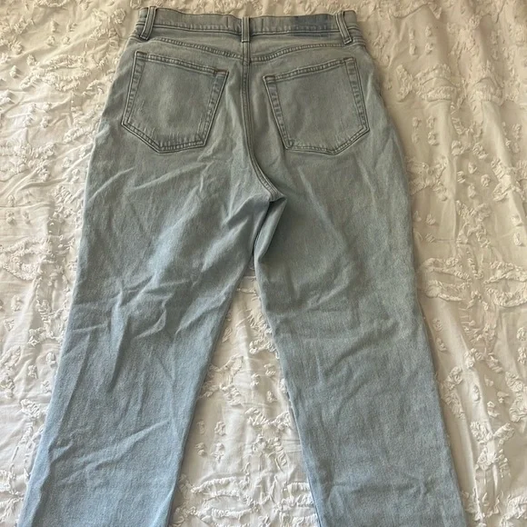 The Ankle Straight Ultra High Rise Abercrombie Jeans - Picture 7 of 9